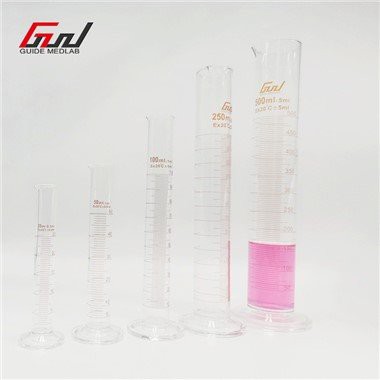 Stakleni mjerni cilindar 500ml